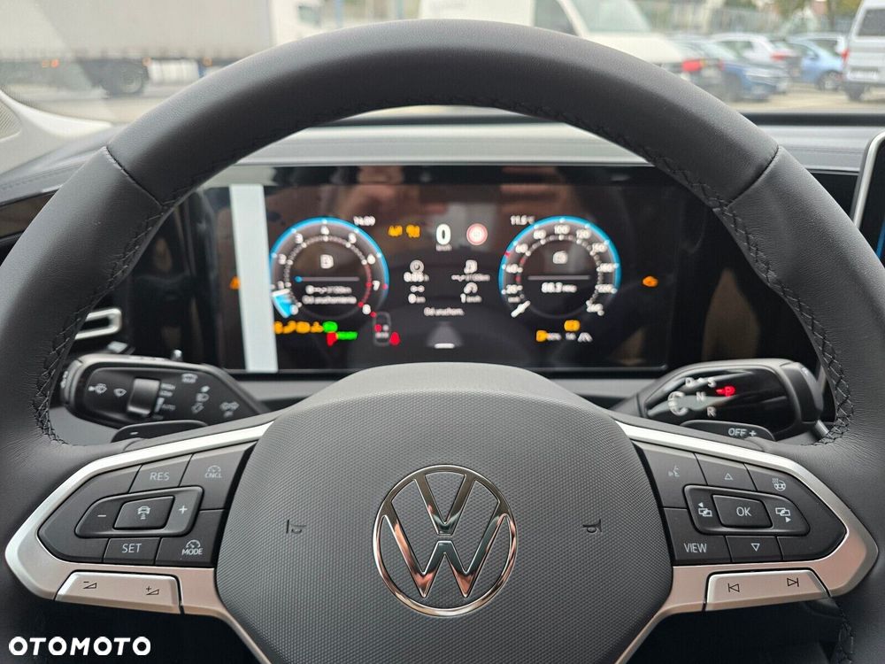 Volkswagen Tiguan - 18