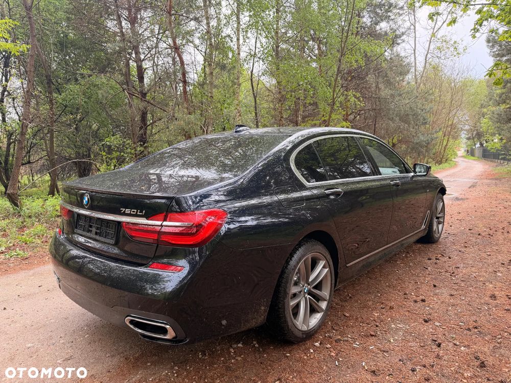 BMW Seria 7 750Li xDrive - 7