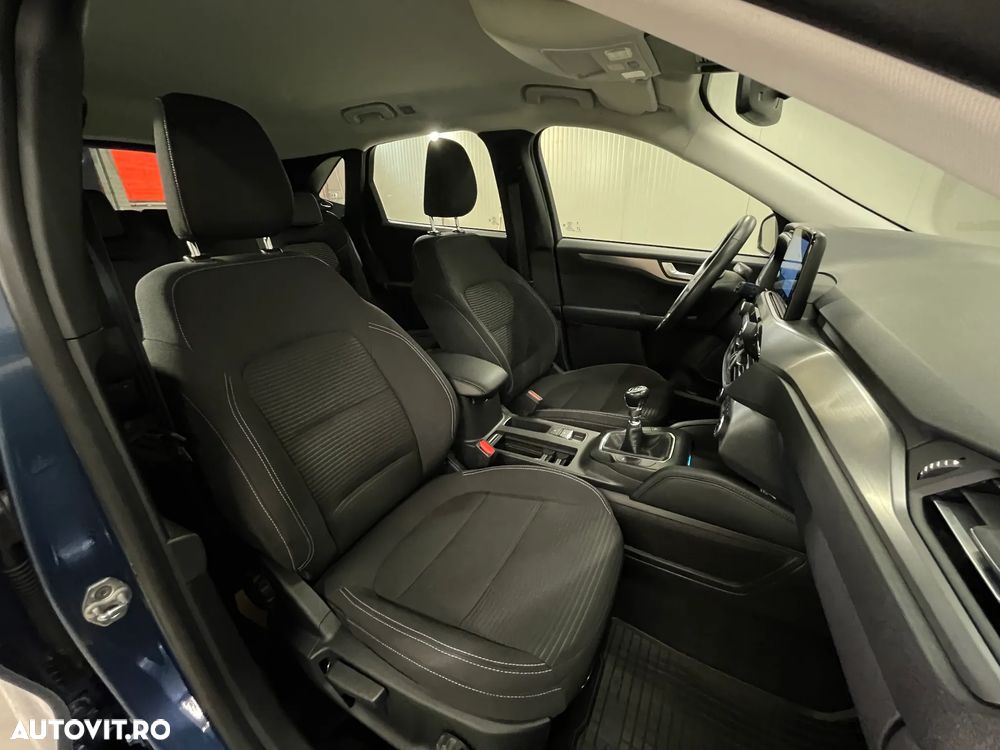 Ford Kuga 1.5 EcoBoost FWD Titanium - 11