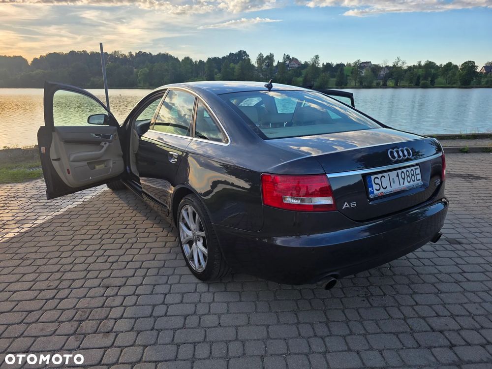Audi A6 Limousine 3.2 FSI Quattro Tiptronic - 3