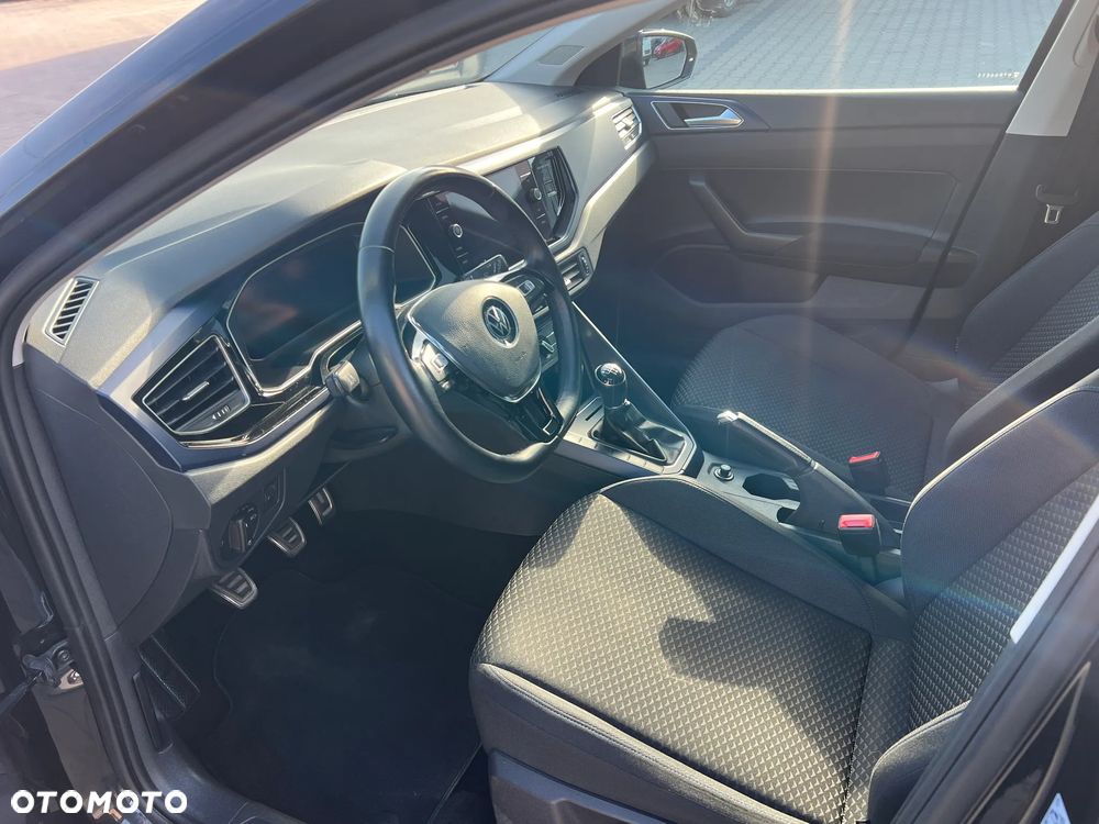 Volkswagen Polo 1.0 TSI OPF UNITED - 9