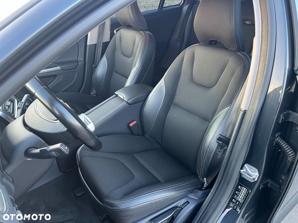 Volvo V60 D3 Drive-E Summum - 15