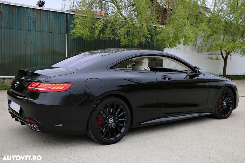 Mercedes-Benz S 560 4MATIC Coupe Aut - 17
