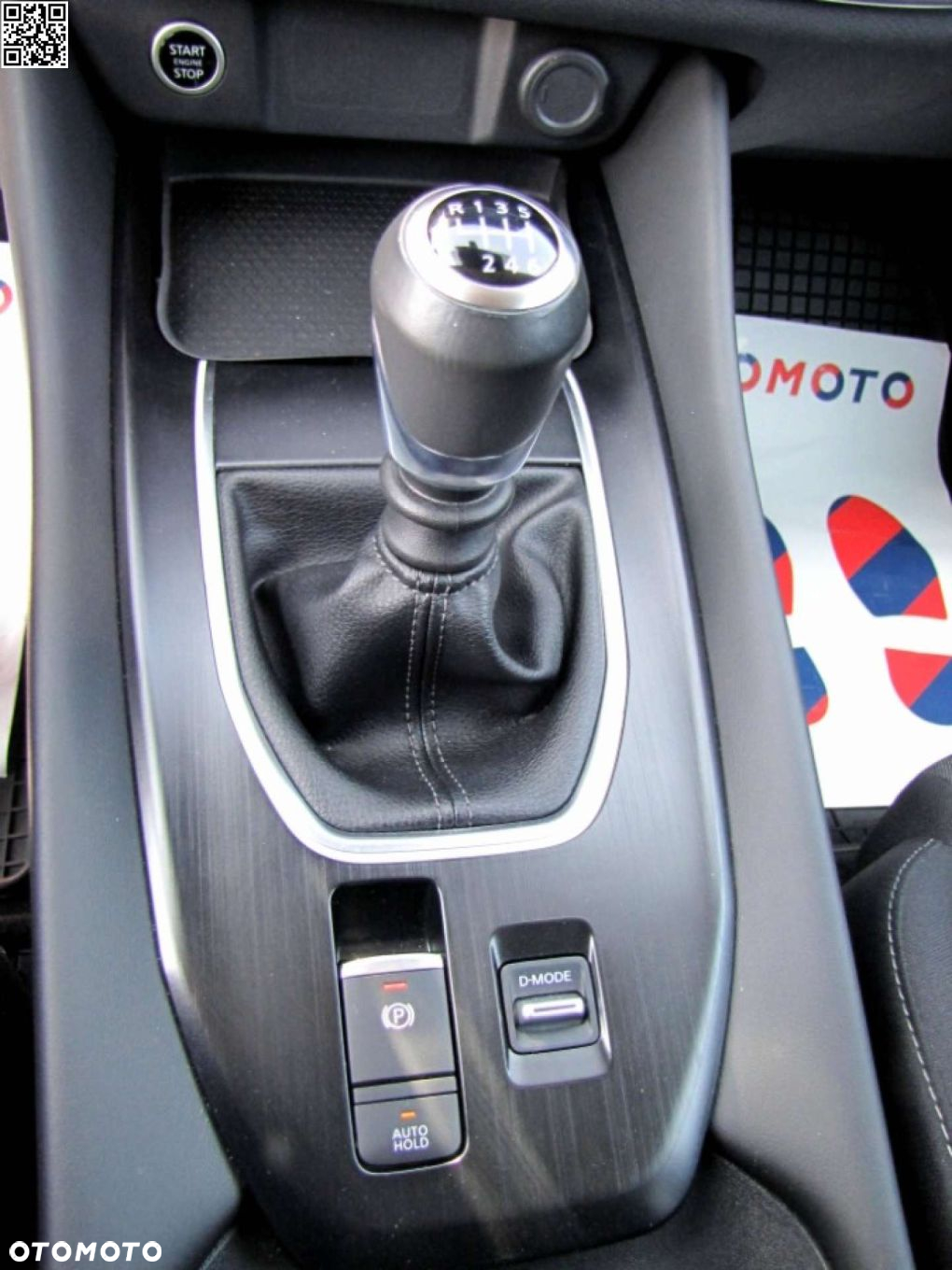 Nissan Qashqai 1.3 DIG-T mHEV N-Connecta - 28