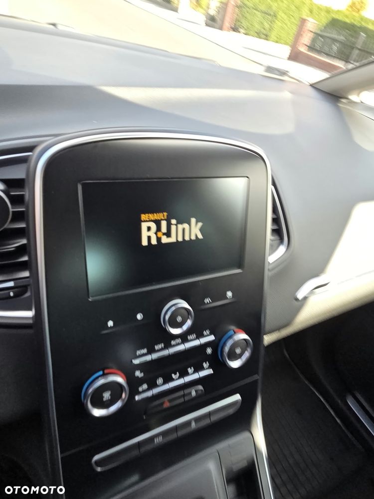Renault Scenic TCe 140 GPF EDC LIMITED - 15