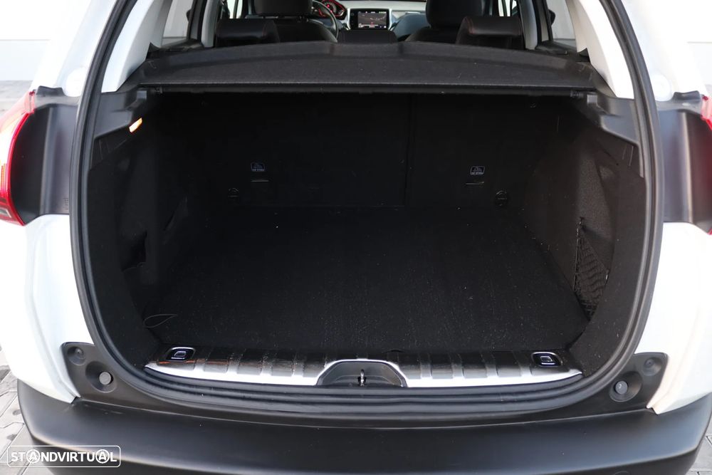 Peugeot 2008 1.2 PureTech GT Line - 55