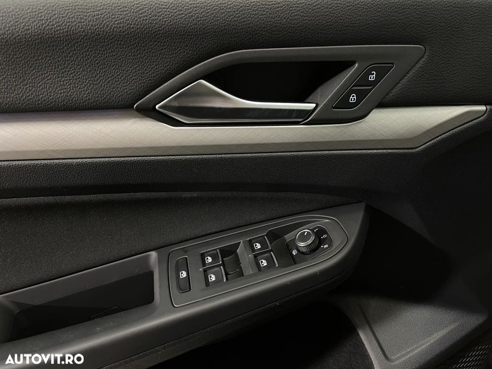 Volkswagen Golf 1.5 eTSI MHEV 130CP DSG Life - 20