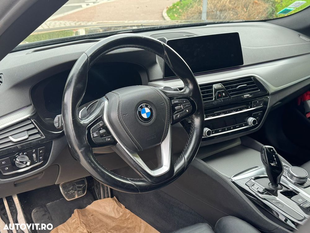 BMW Seria 5 520d xDrive AT - 7