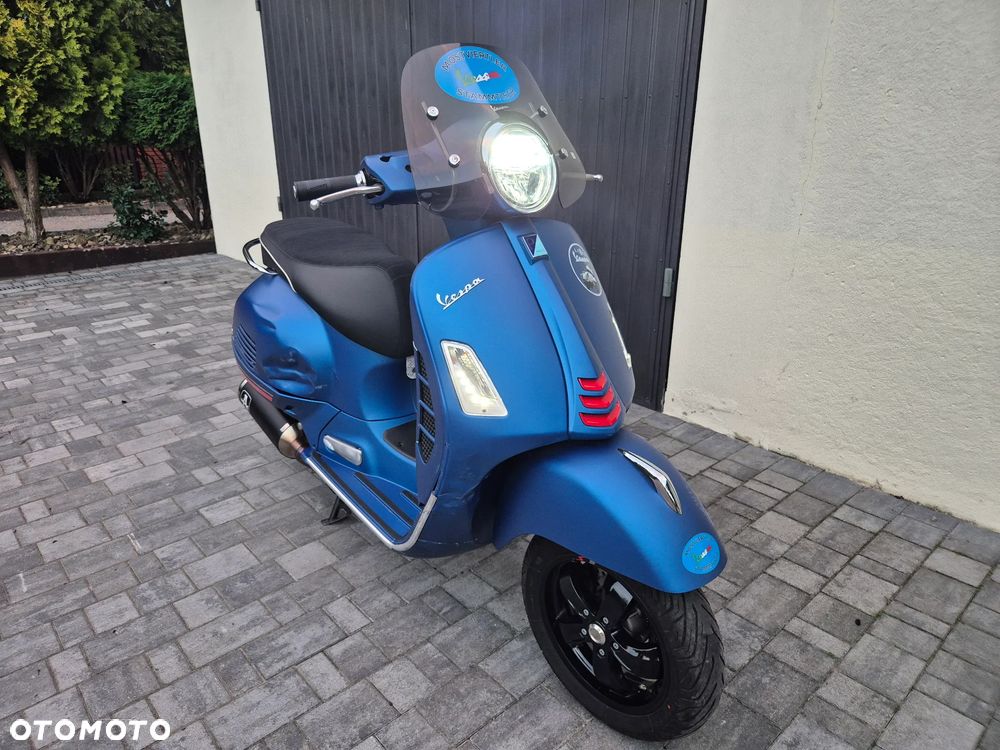 Vespa GTS - 4