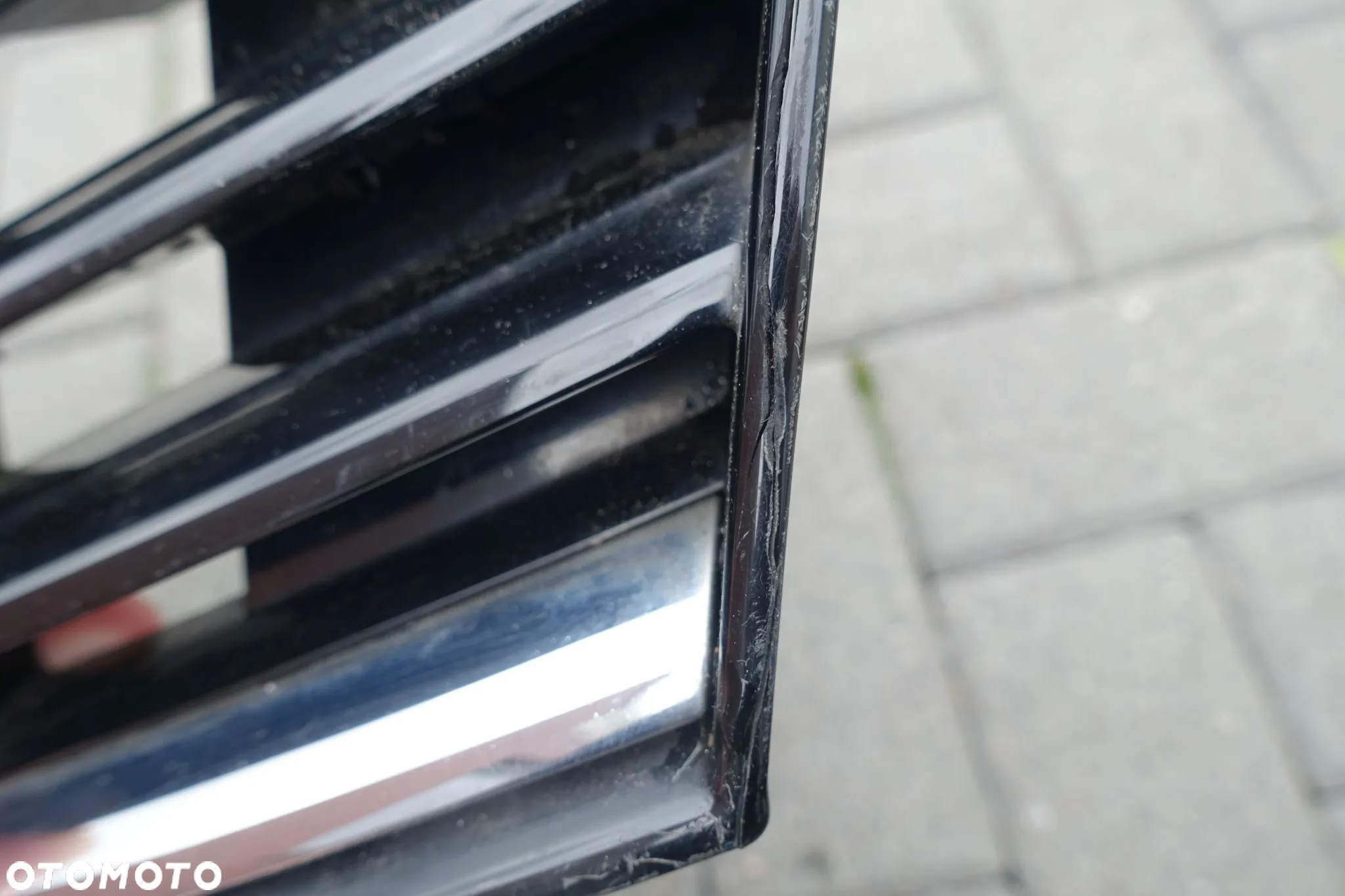 ATRAPA GRILL VW POLO 6C0853651K - 3