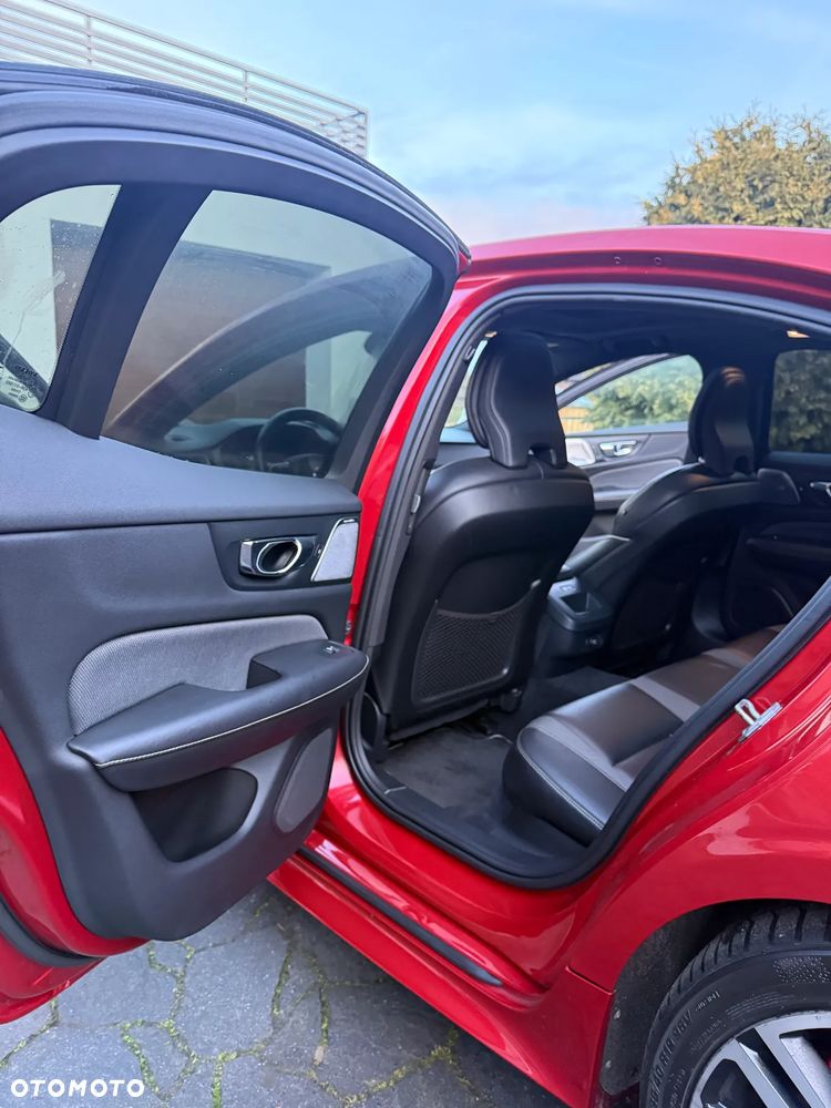 Volvo S60 T6 AWD Geartronic RDesign - 25