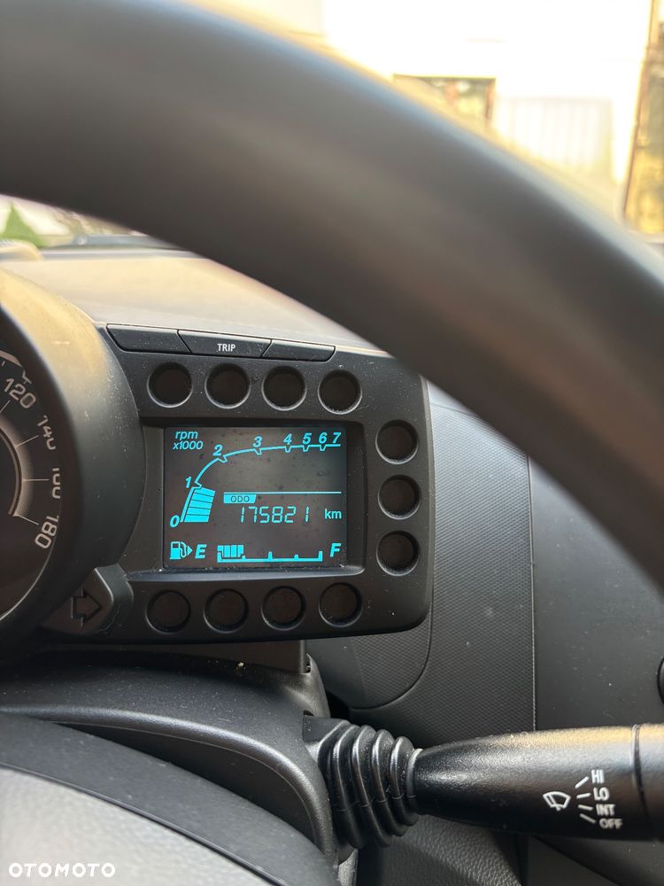 Chevrolet Spark 1.0 Base+ - 10