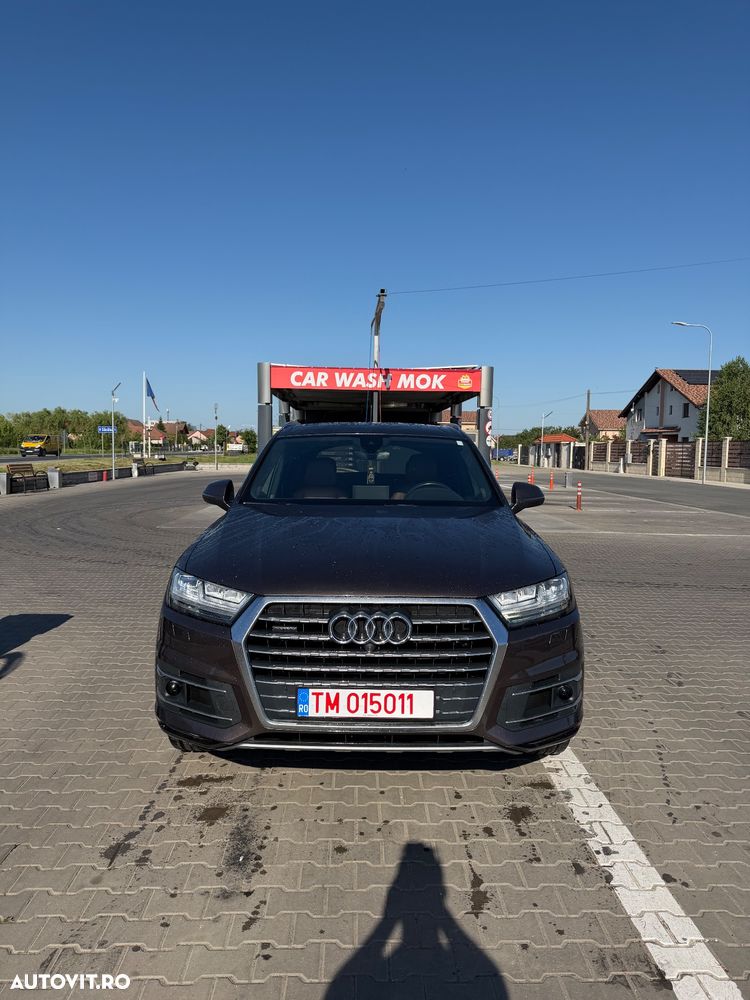 Audi Q7 - 1