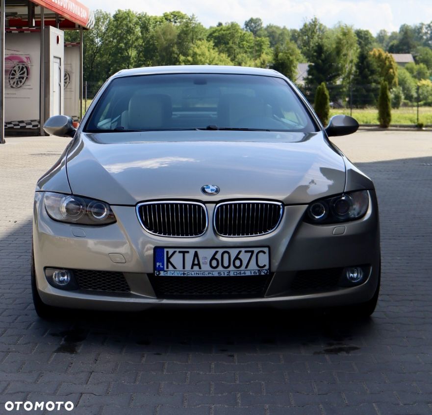 BMW Seria 3 335i - 1