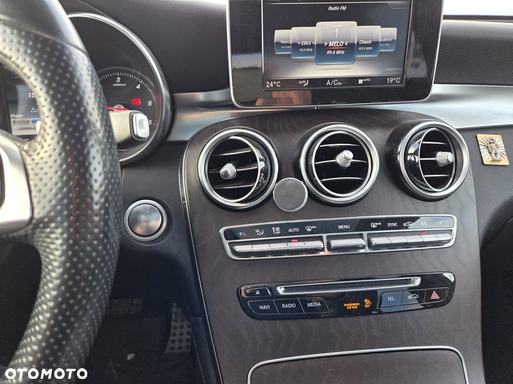 Mercedes-Benz GLC - 4