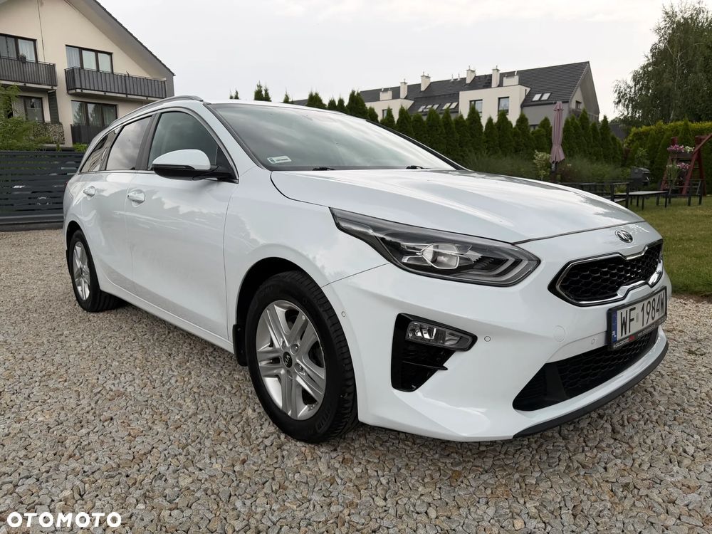 Kia Ceed 1.6 CRDi mHEV L - 5