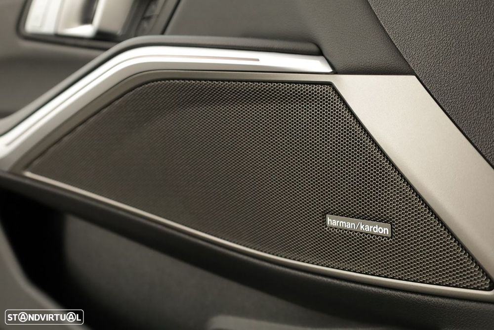 BMW M3 Competition xDrive - 29