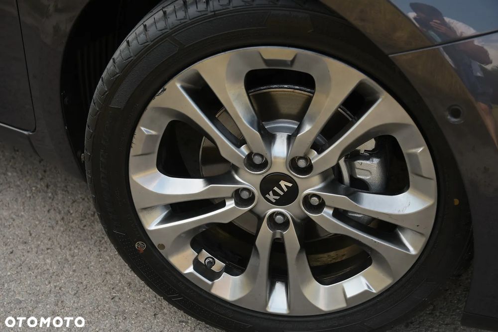 Kia Ceed 1.6 GDI DCT Platinum Edition - 14