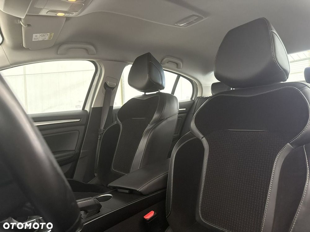 Renault Megane - 12