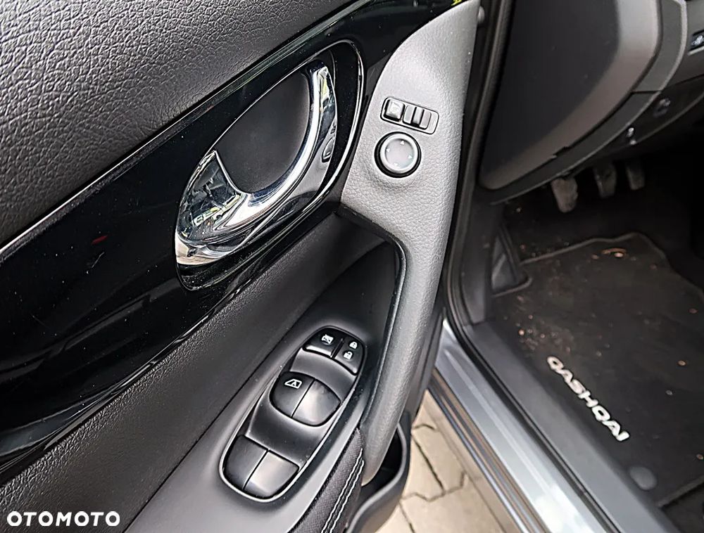 Nissan Qashqai 1.6 Tekna S/S - 14