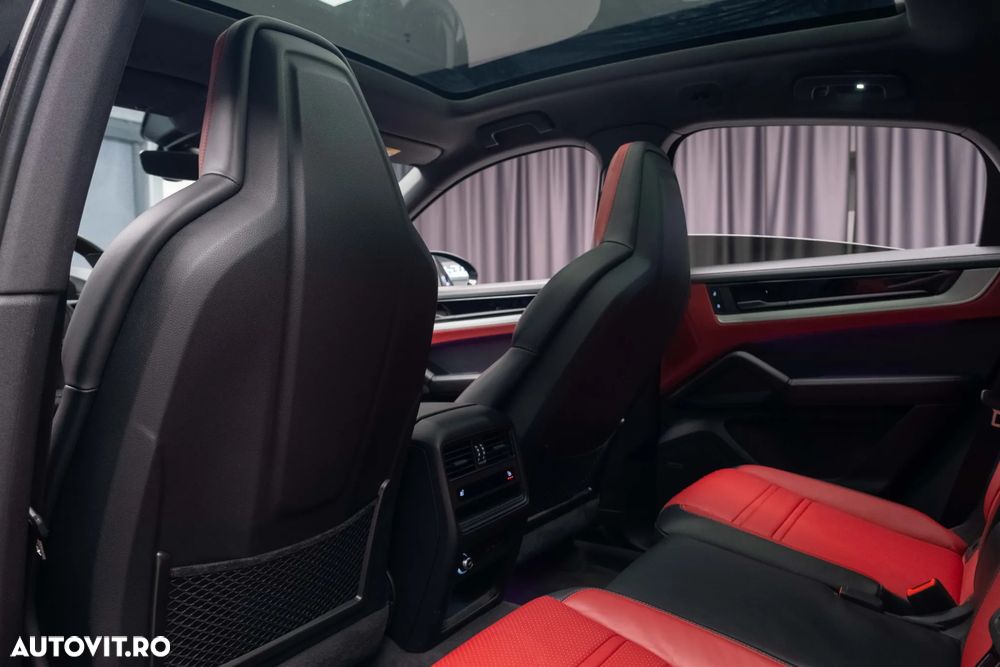 Porsche Cayenne Standard - 28