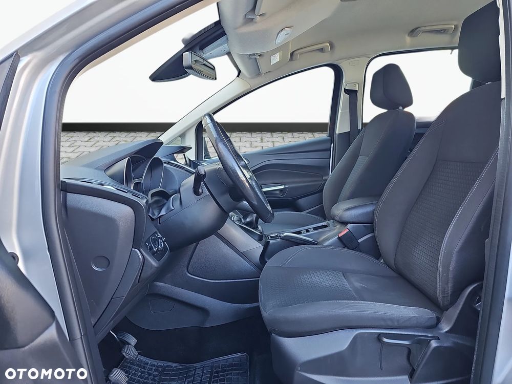 Ford C-MAX 1.6 Titanium - 10