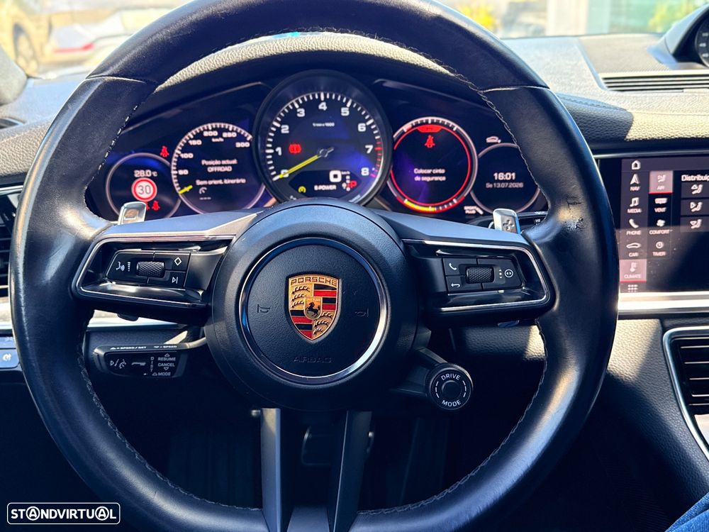 Porsche Panamera Sport Turismo 4 E-Hybrid Edition 10 Anos - 11