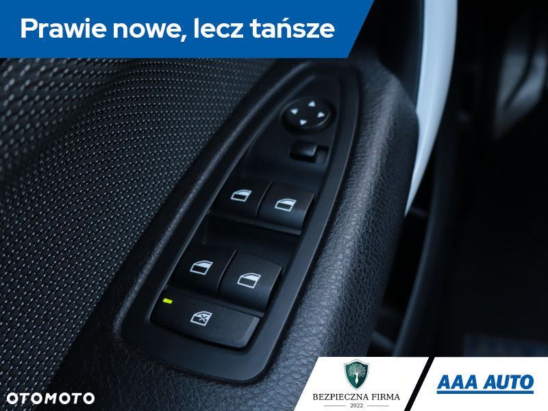 BMW Seria 1 - 24