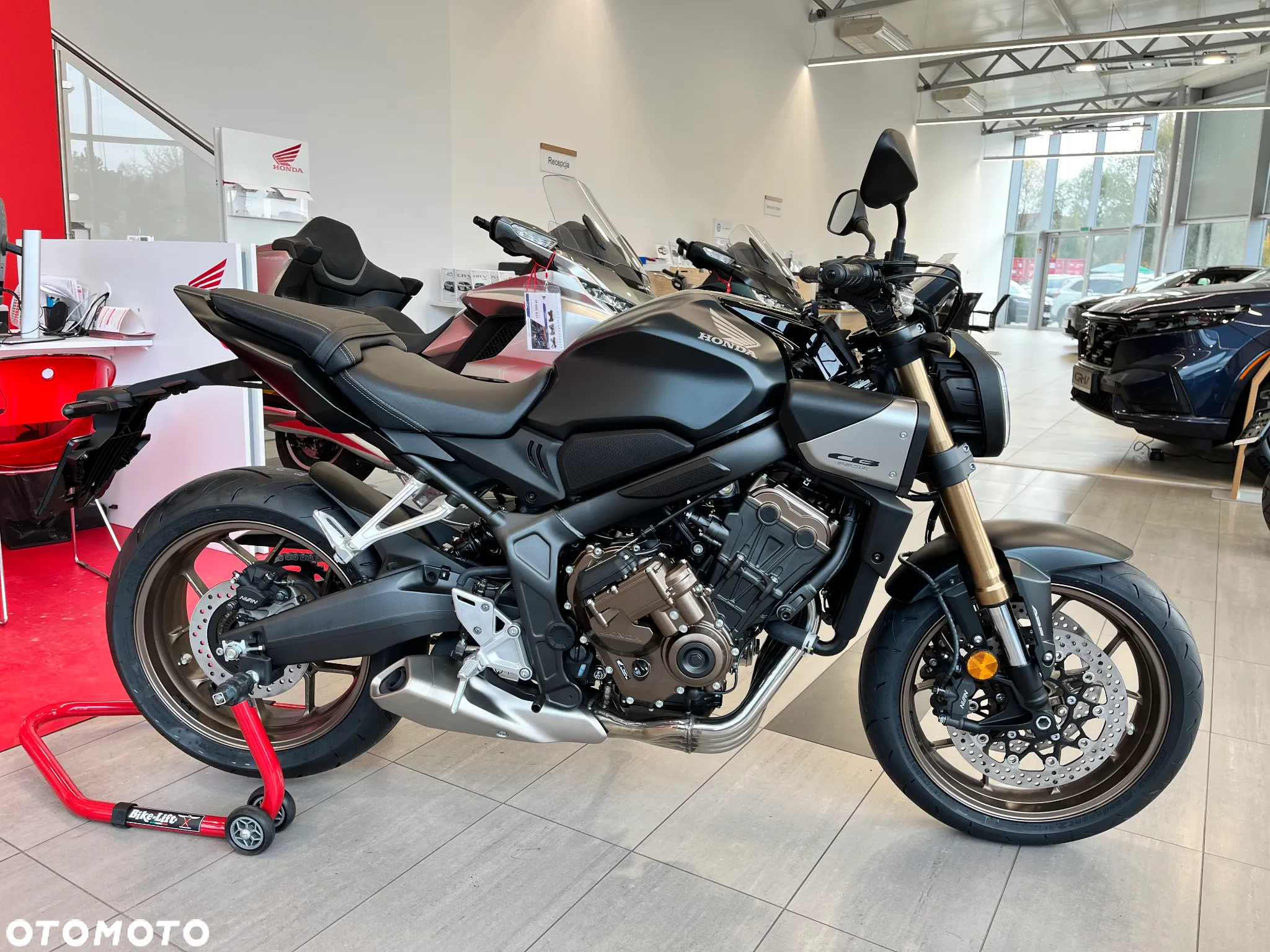 Honda CB - 2