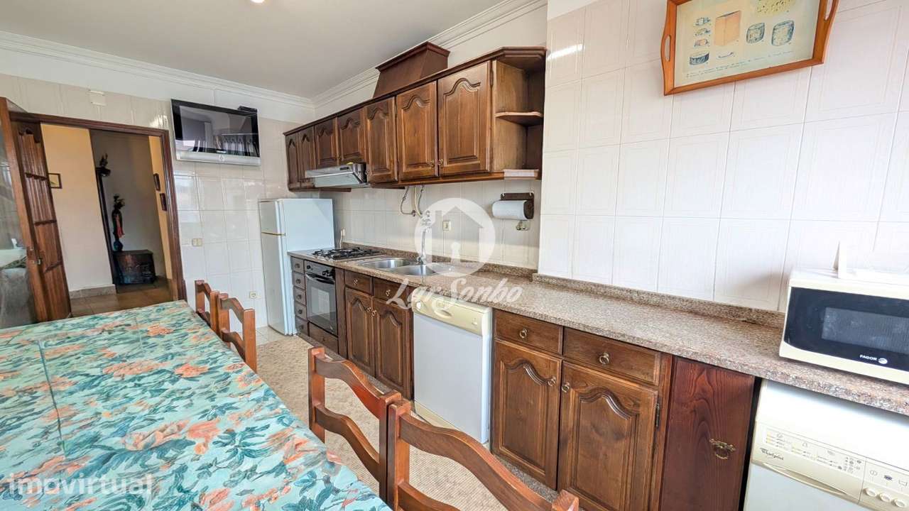 T2 duplex com Garagem a 200 m da praia de Aver-o-mar, Póvoa de Varzim - Grande imagem: 4/22