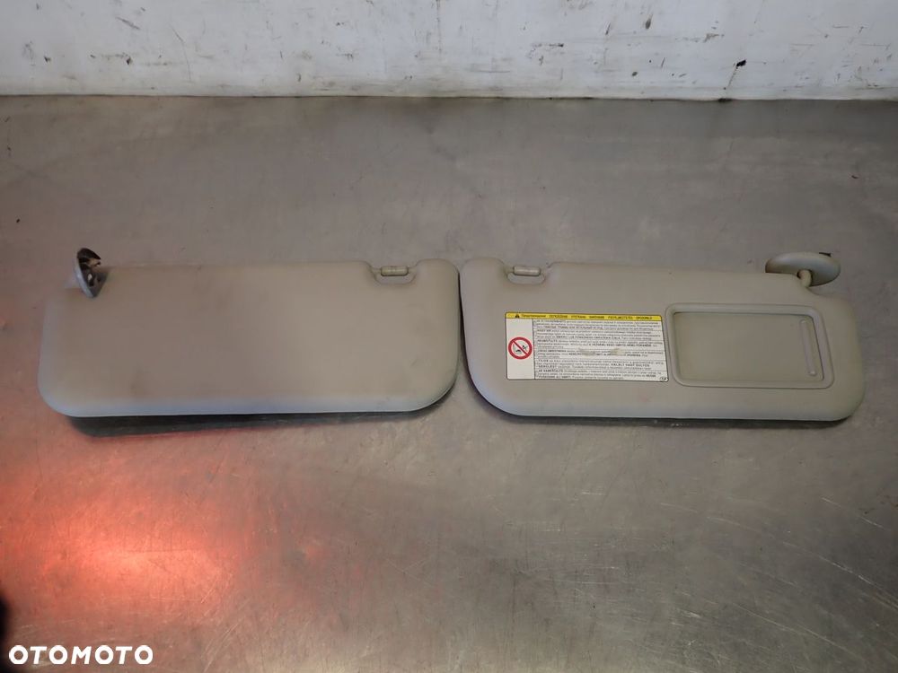 OSŁONA PRZECIWSŁONECZNA KPL TOYOTA URBAN CRUISER - 1