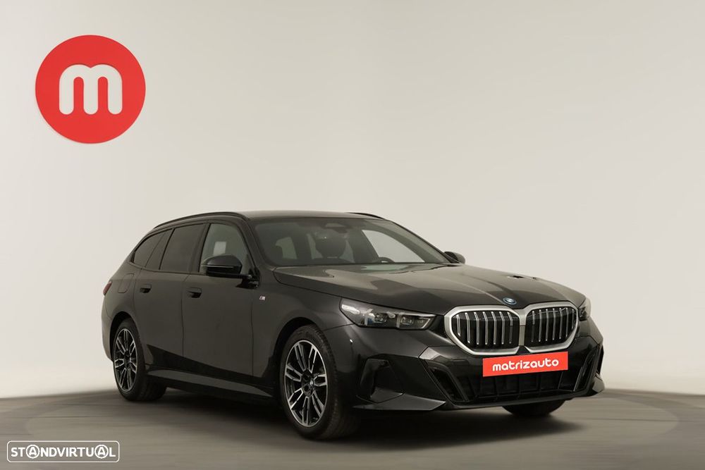 BMW 530 e Pack Desportivo M - 1