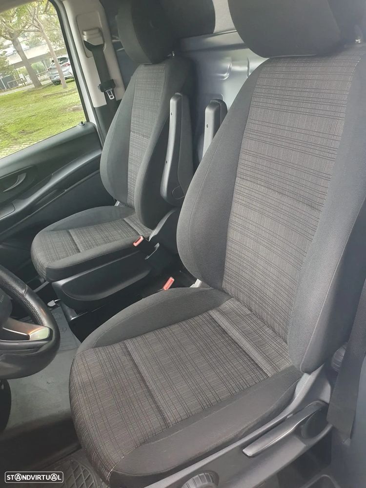Mercedes-Benz Vito 119CDI Automática - 9