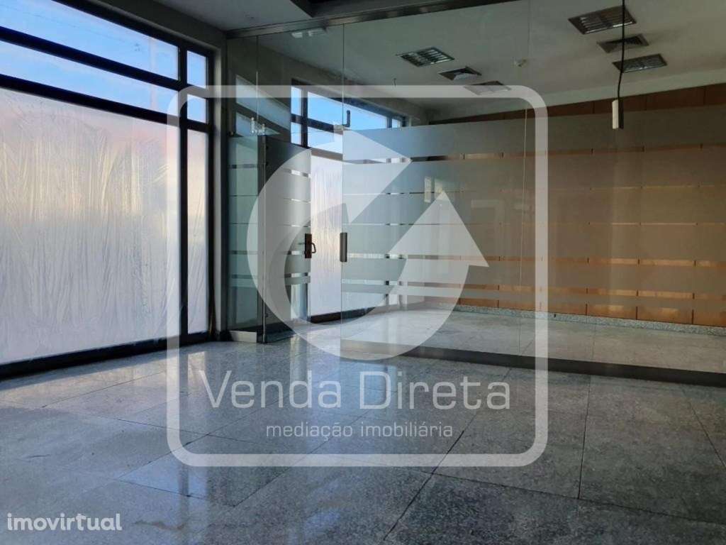 Loja de Comércio de Rua | 221 m² | Centro de Samora Correia | Eleva... - Grande imagem: 5/18