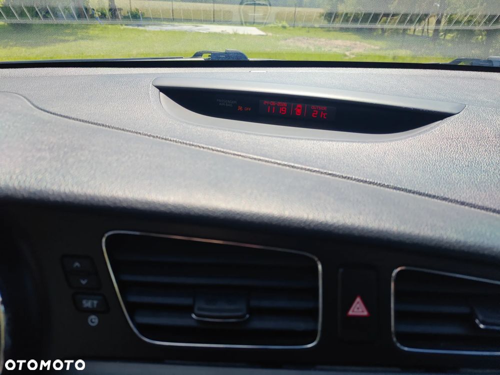 Ford Galaxy 1.8 TDCi Ambiente - 18