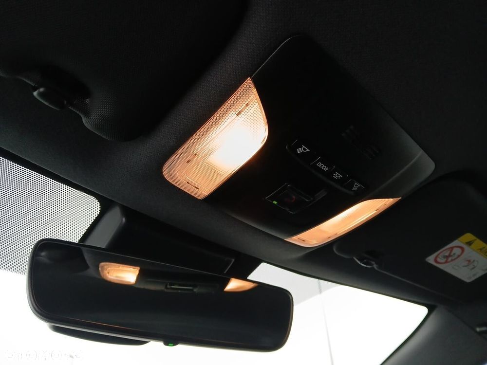 Toyota Corolla 2.0 Hybrid Comfort - 33