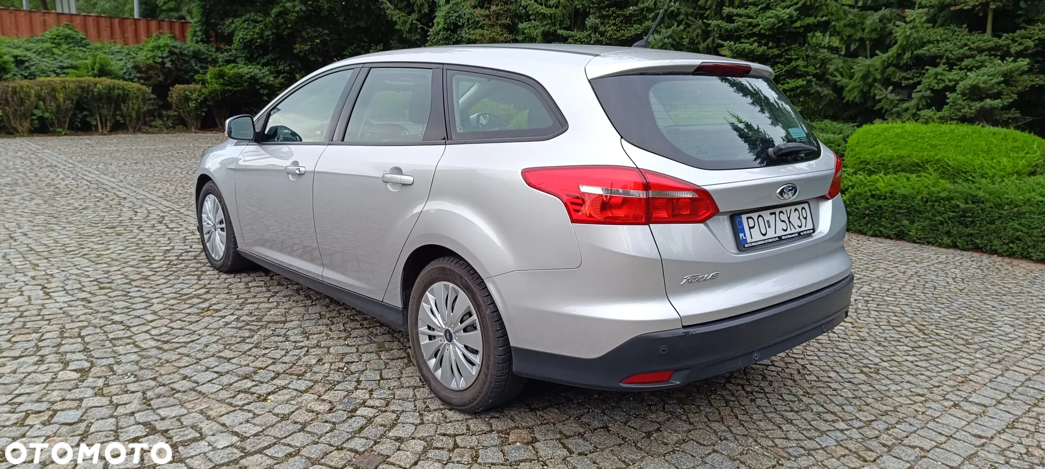 Ford Focus 1.5 TDCi SYNC Edition - 6