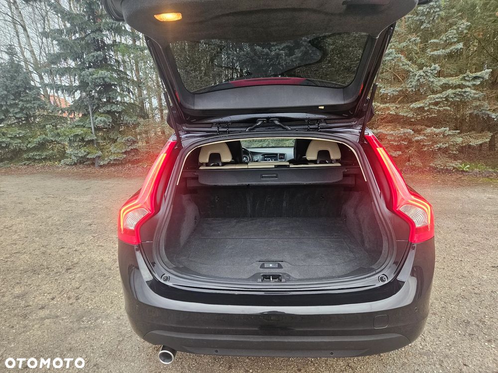 Volvo V60 DRIVe Summum - 40