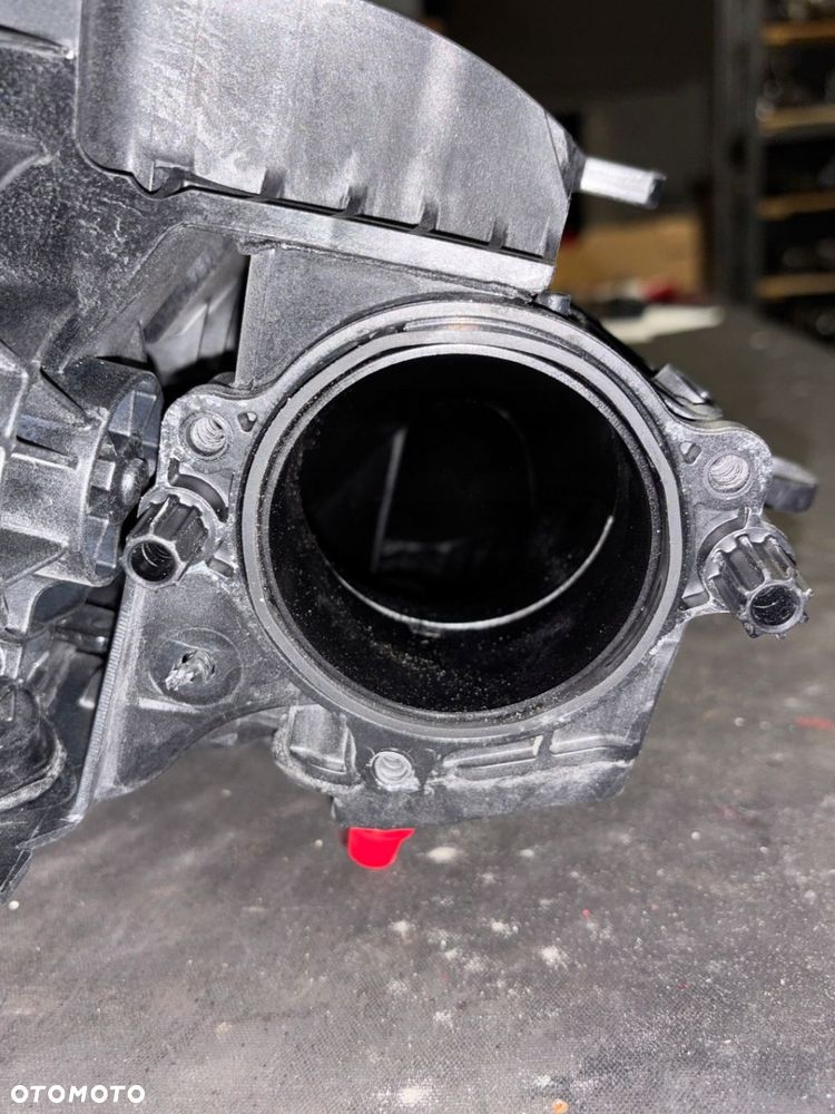 VOLVO V90 S90 XC90 V60 S60 XC60 XC40 KOLEKTOR SSĄCY 31493366, 32257847 - 9