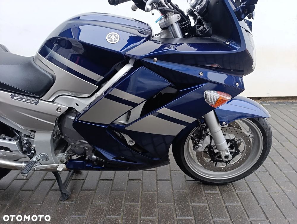 Yamaha FJR - 25