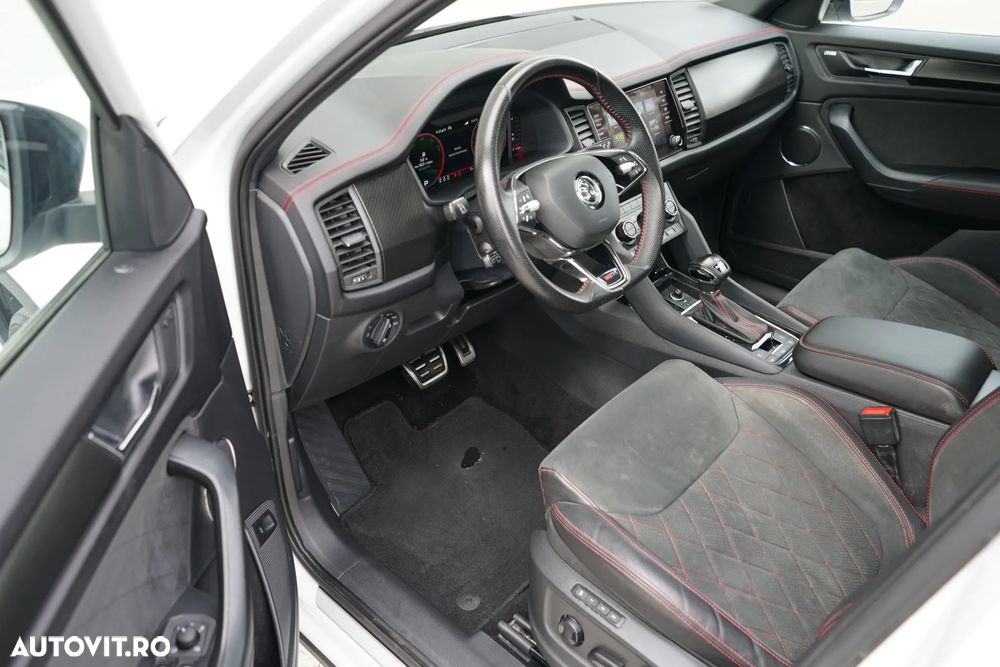 Skoda Kodiaq 2.0 TSI 4X4 DSG RS - 11
