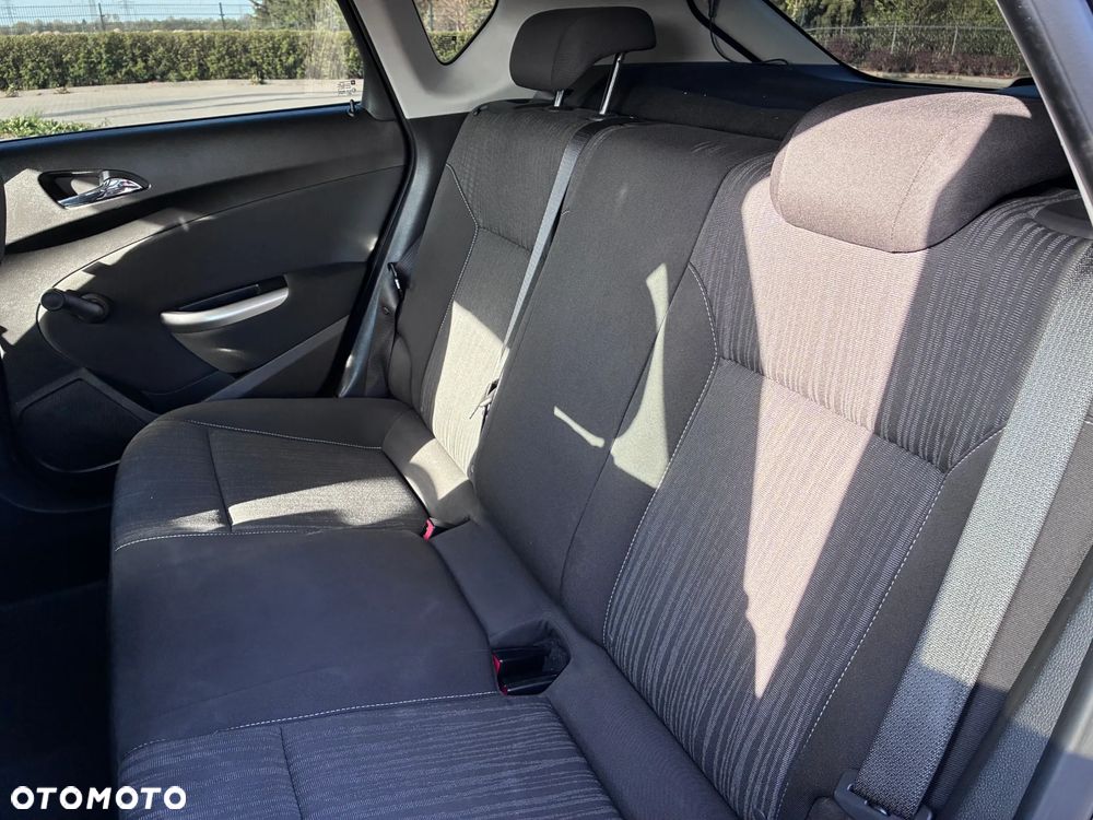 Opel Astra - 17