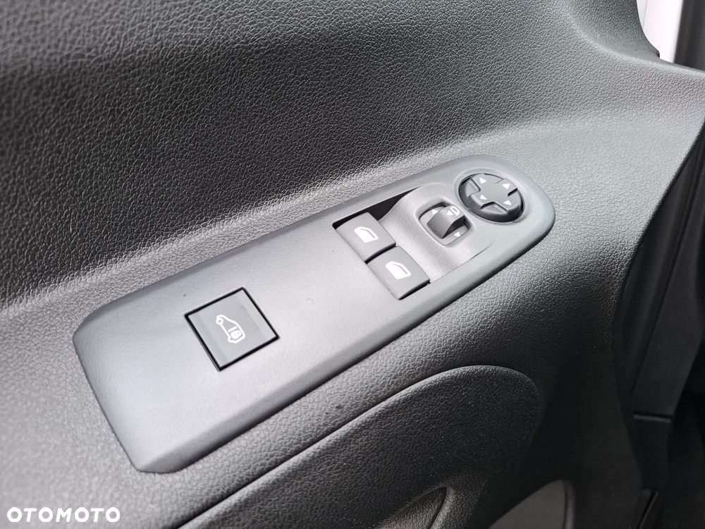 Toyota PROACE CITY - 11