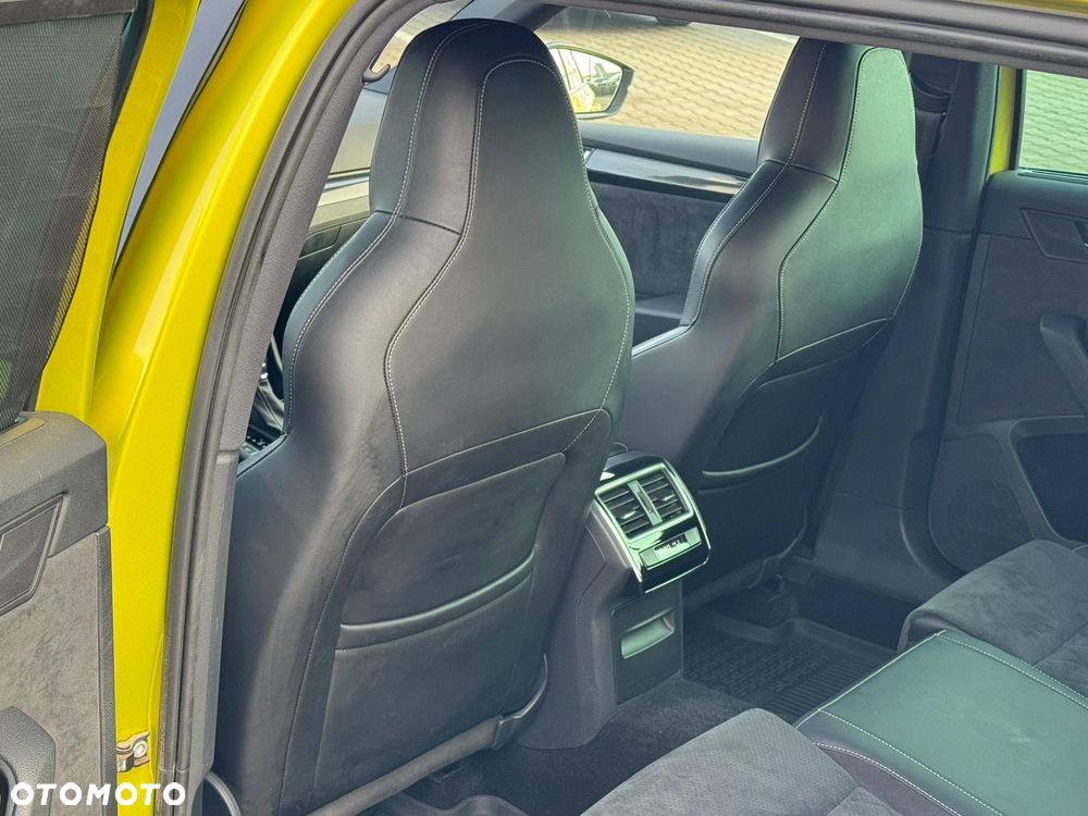 Skoda Superb 2.0 TDI SCR 4x4 Sportline DSG - 24