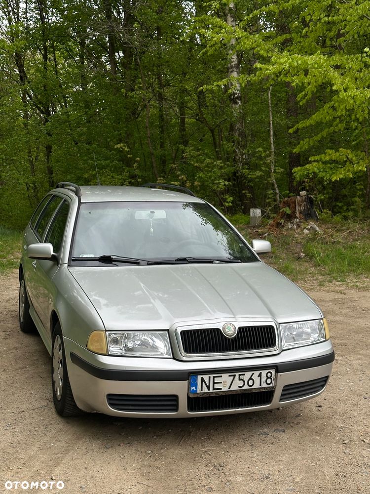 Skoda Octavia 1.6 Tour - 1
