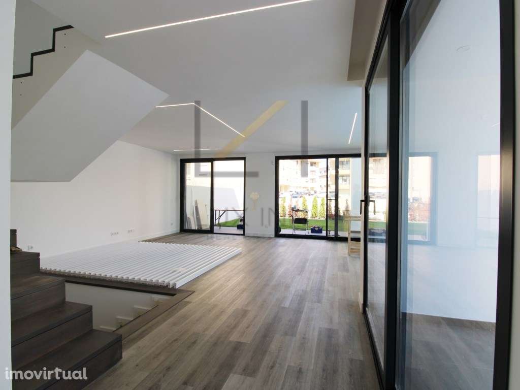 Moradia T3+1 nova com piscina e jardim - Grande imagem: 3/18