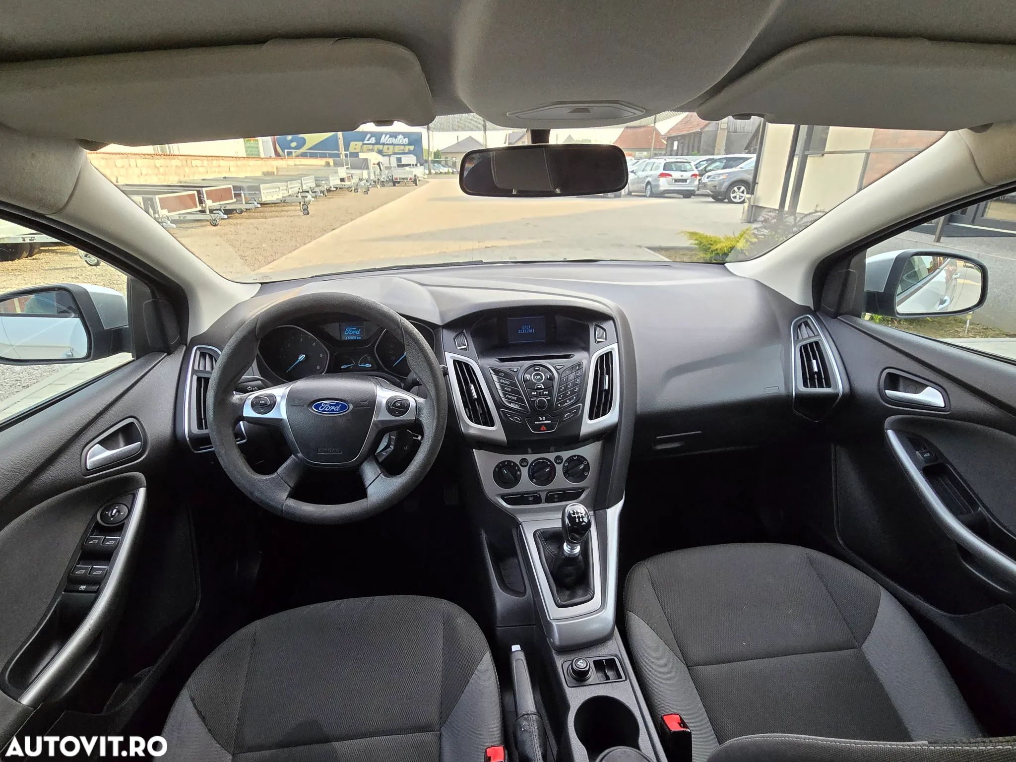 Ford Focus 1.6 TDCi DPF Start-Stopp-System Ambiente - 8