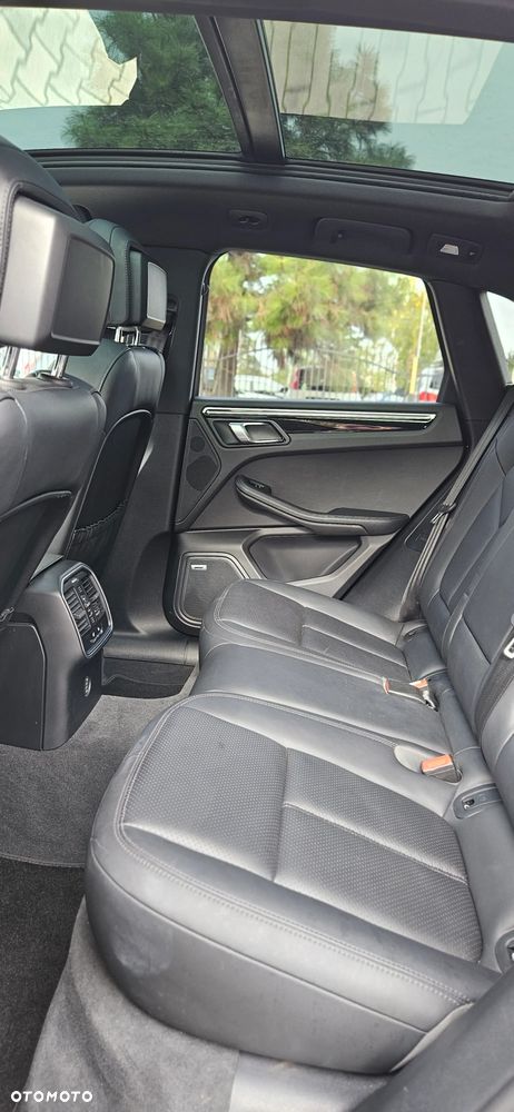 Porsche Macan - 21