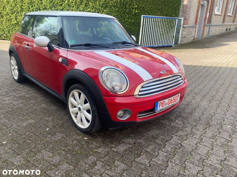 MINI Cooper Standard - 2