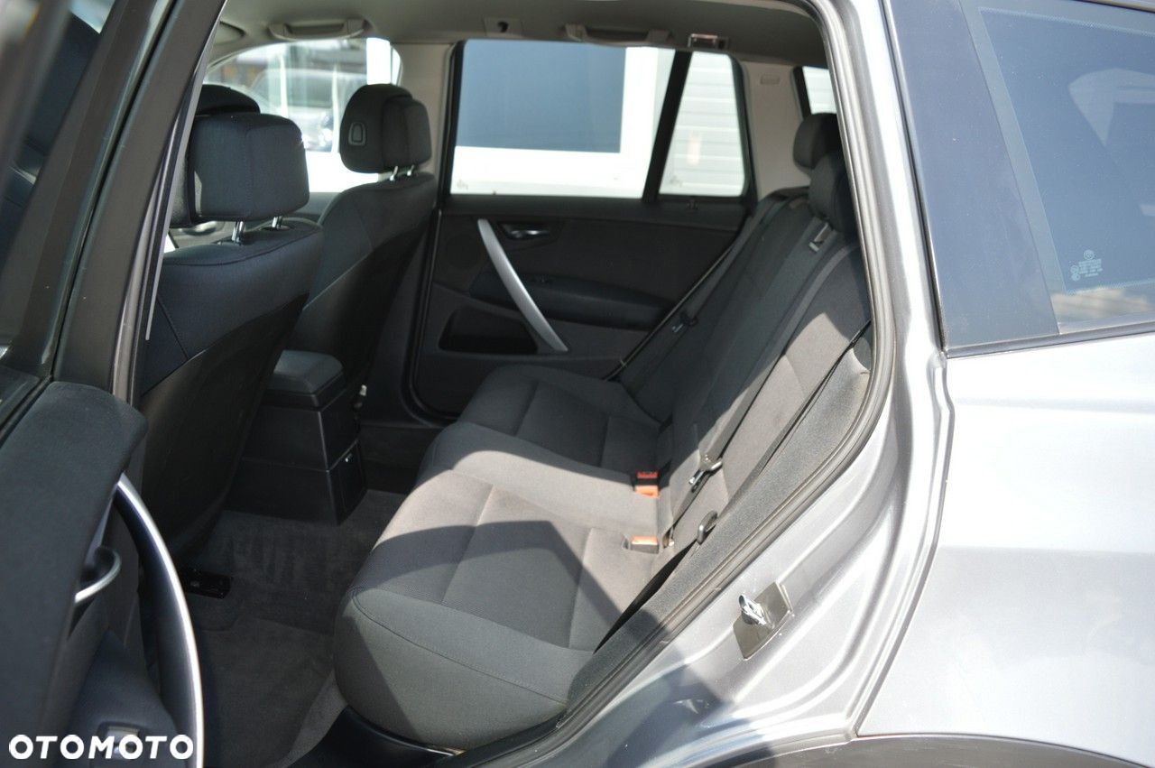 BMW X3 xDrive20d - 27